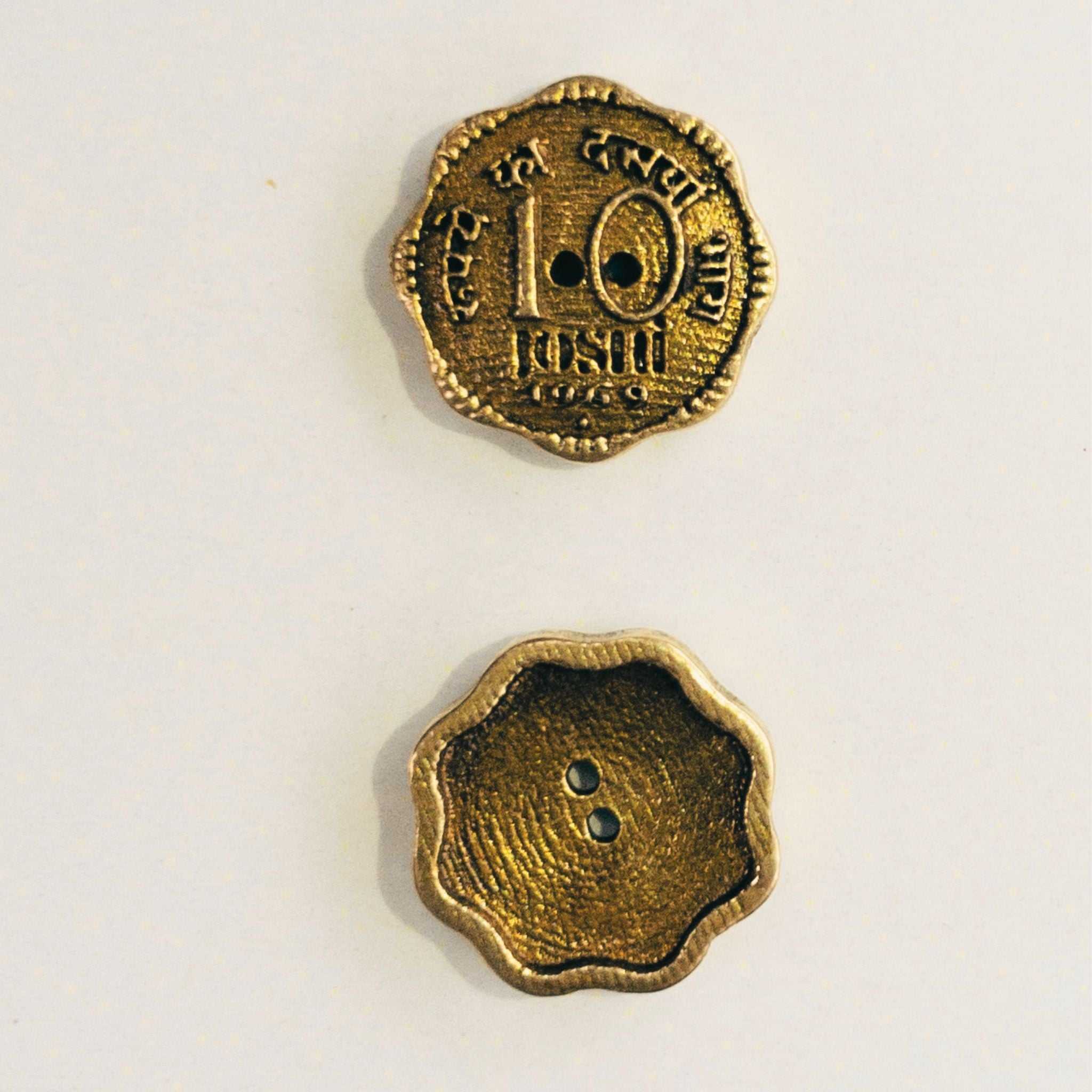 Custom Buttons, design based on 10 Paisa erstwhile Indian coin